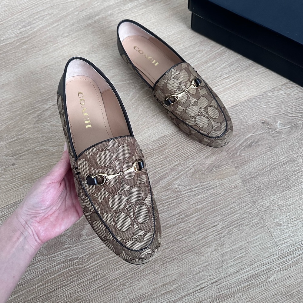 Coach Haley Signature Jacquard Loafers Khaki/Mahogany Size 7,5 and 8